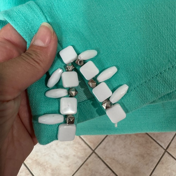 💎Ruby Rd. Turquoise Beaded Capris, 16💎 - Picture 3 of 7